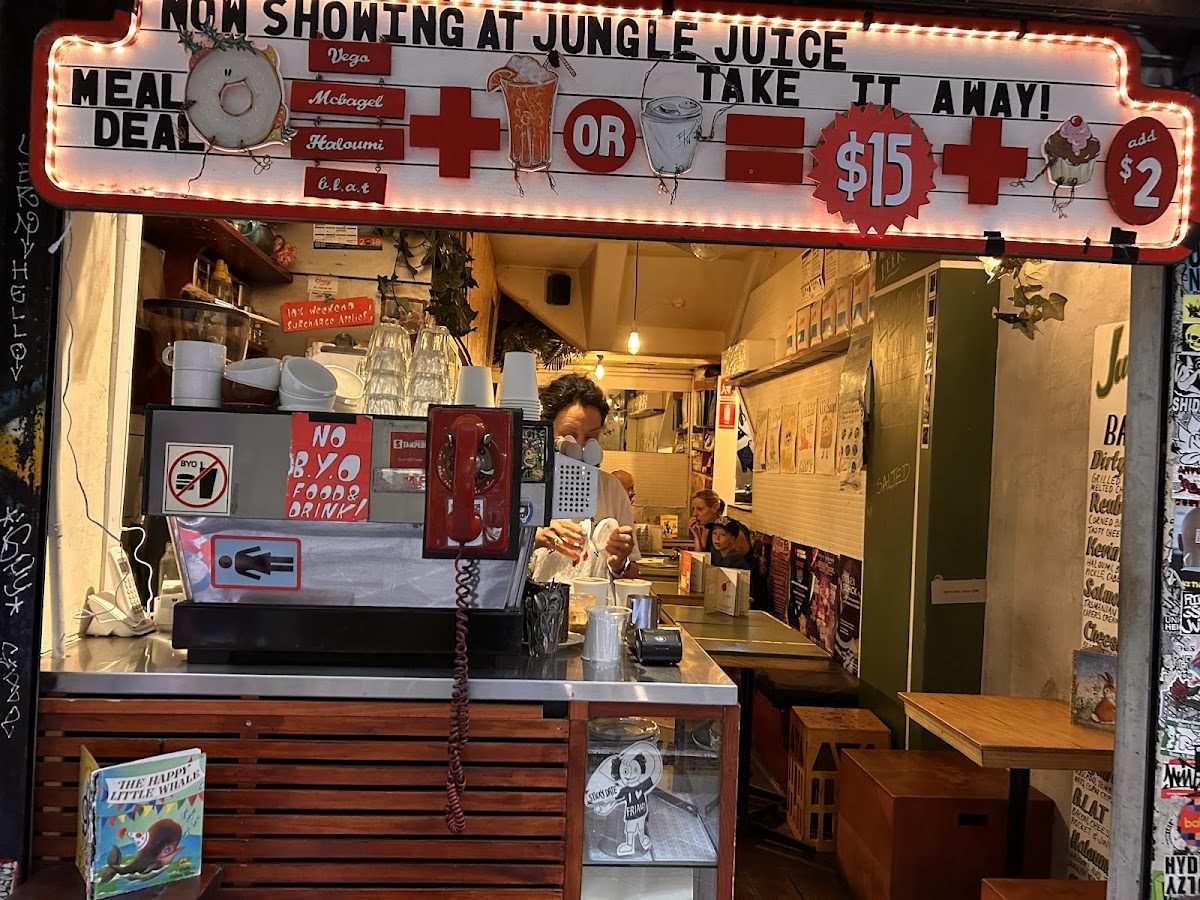 Jungle Juice Bar Photos 2